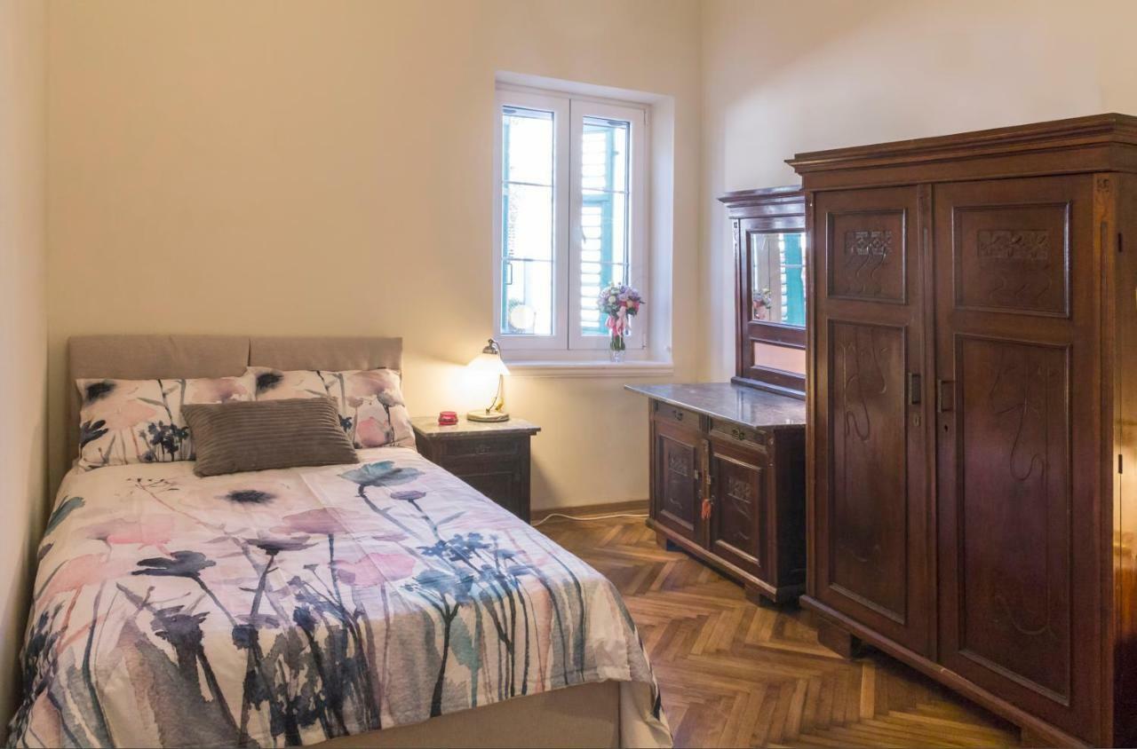Apartman Natalia Tivat Dış mekan fotoğraf
