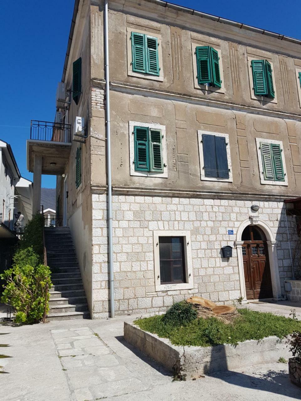 Apartman Natalia Tivat Dış mekan fotoğraf